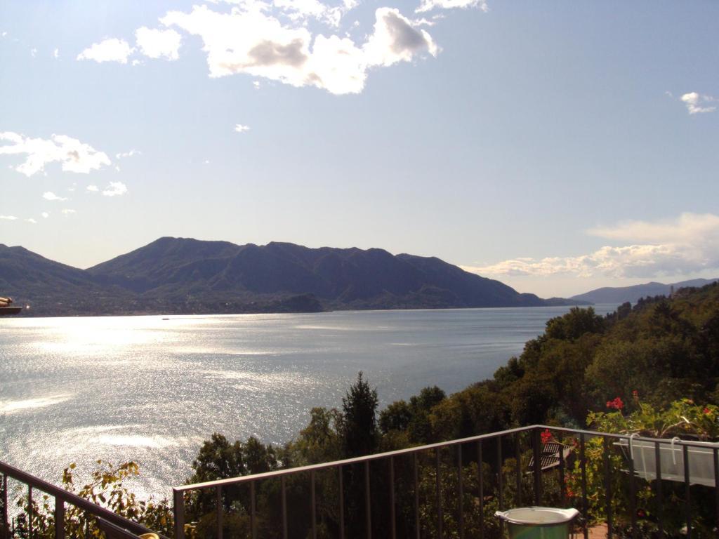 Casale Fe-Wo - Appartamenti Con Vista Lago Каннеро-Рив'єра Номер фото